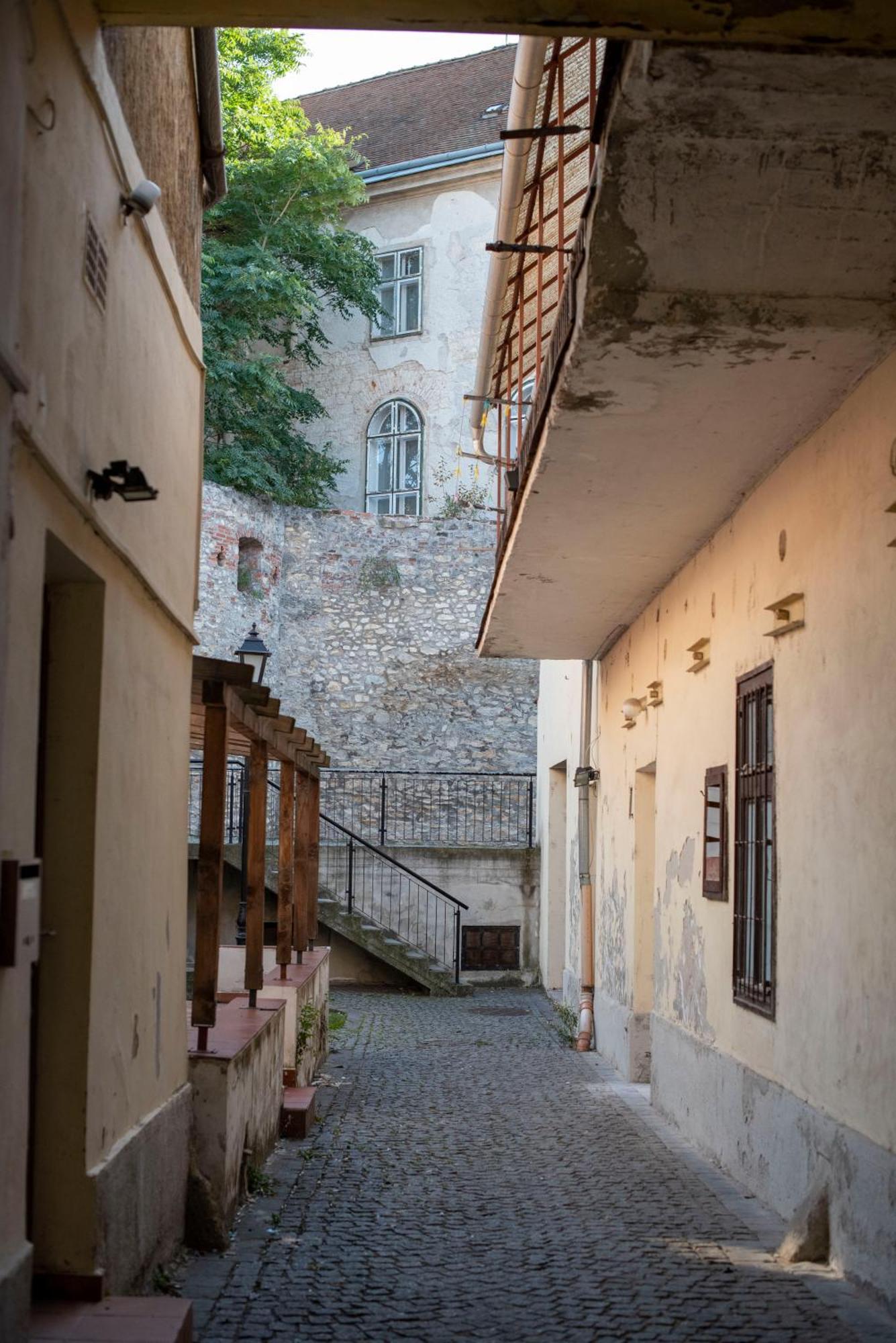 Varfal-Lak Apartman Sopron Luaran gambar
