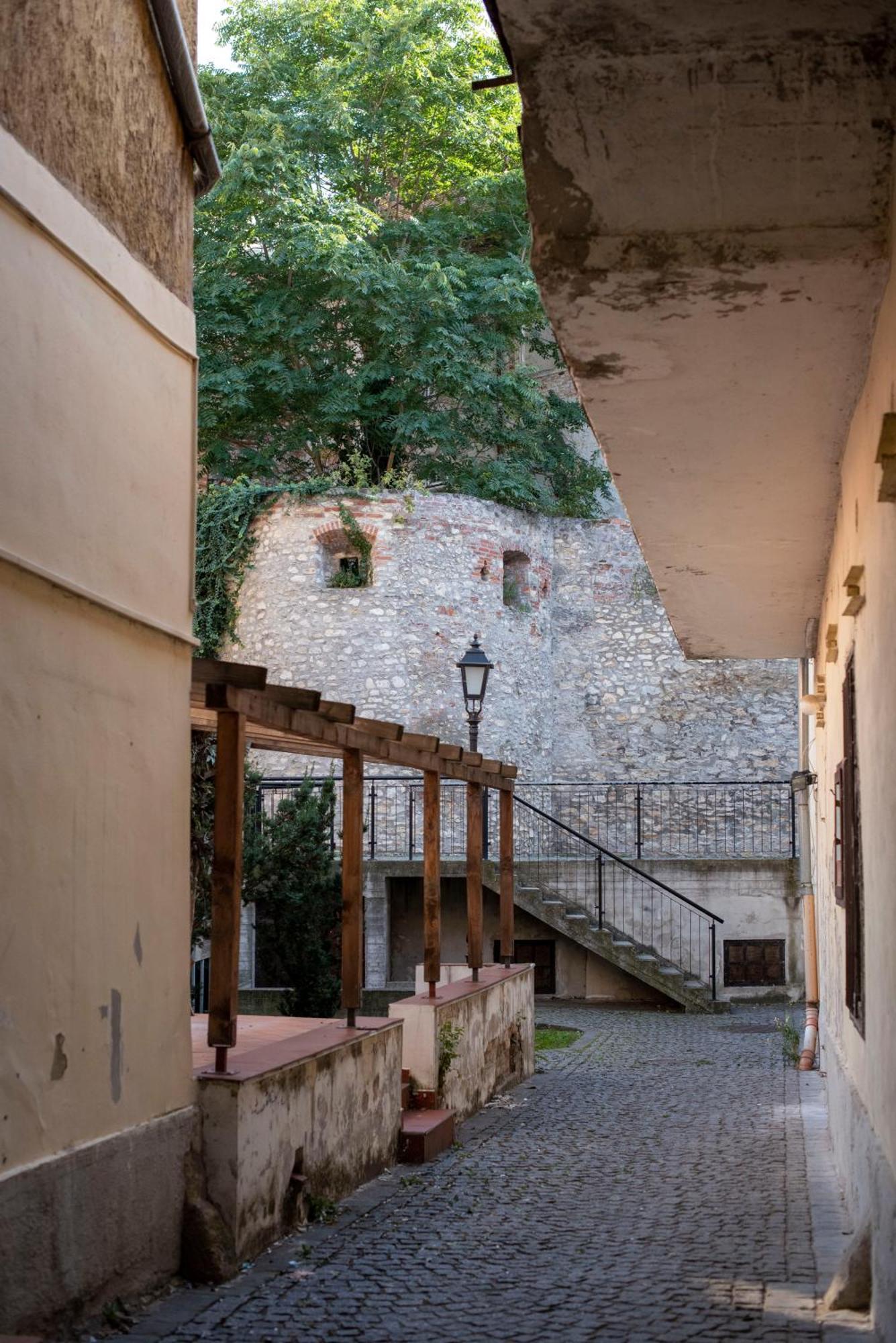 Varfal-Lak Apartman Sopron Luaran gambar